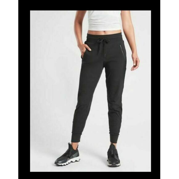 Athleta Black Trekkie North Joggers - Picture 1 of 5